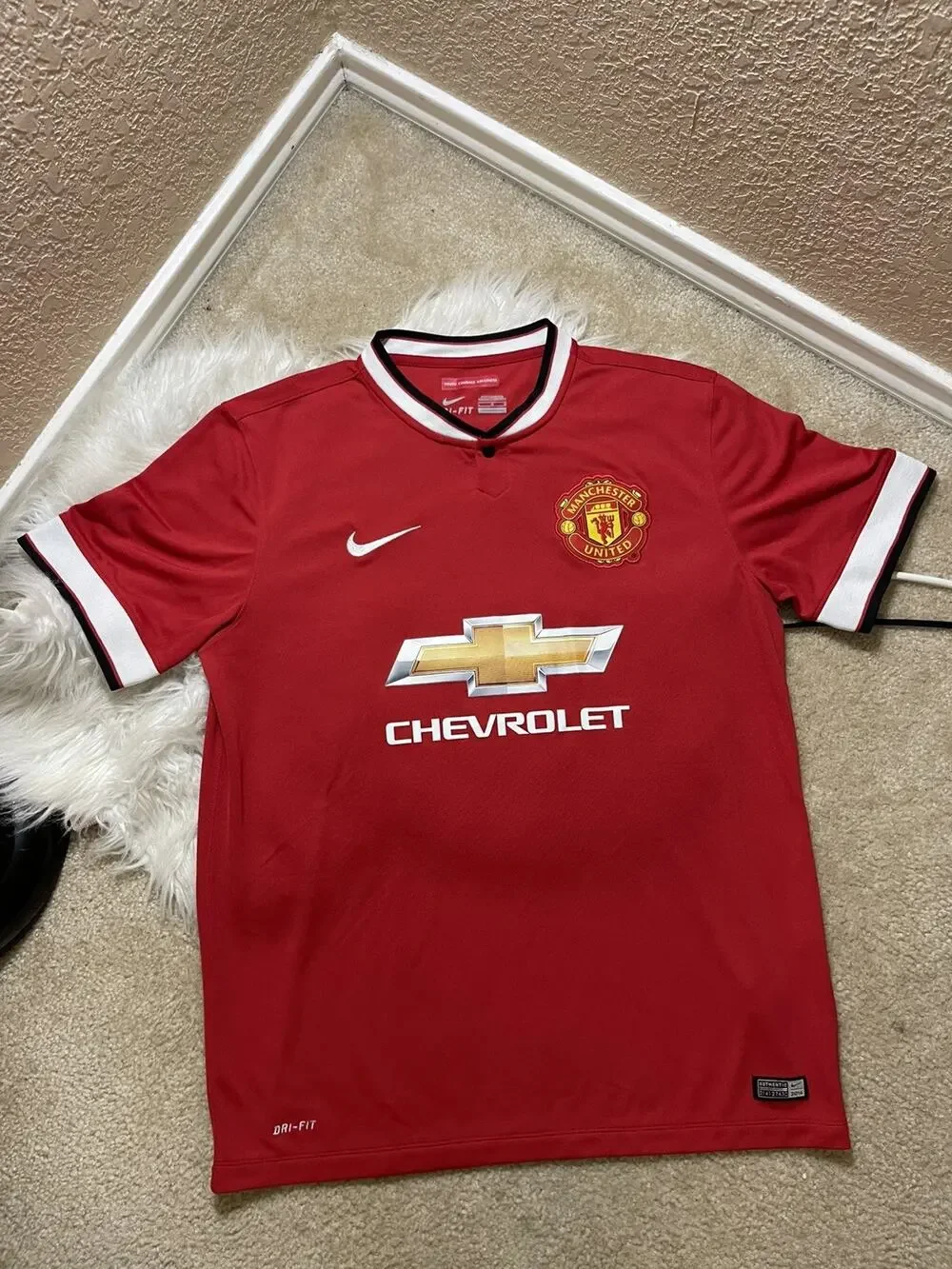 Nike Dri-Fit 2014 Manchester United Chevrolet Home Jersey Size LARGE